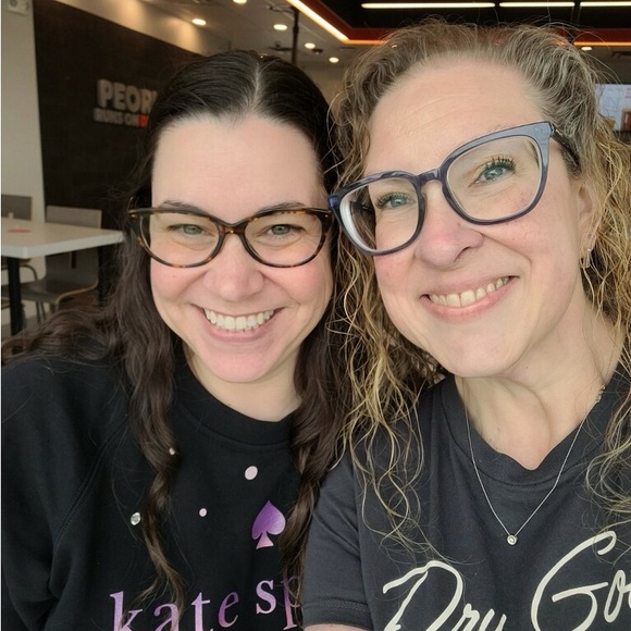 LIVE SHOW LISTING! @mary_jeannette is live!  Come hang out! - Picture 10 of 17